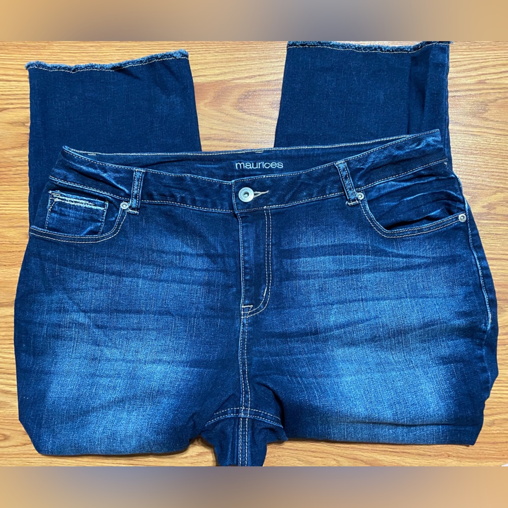 Maurices Dark Wash Denim Crop Jeans